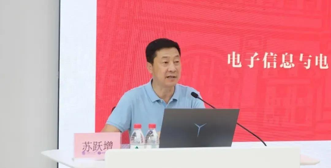 1633957206633024108.jpg 4.jpg