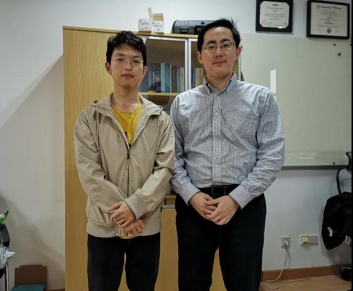 1634956068679089082.jpg 2-2.jpg