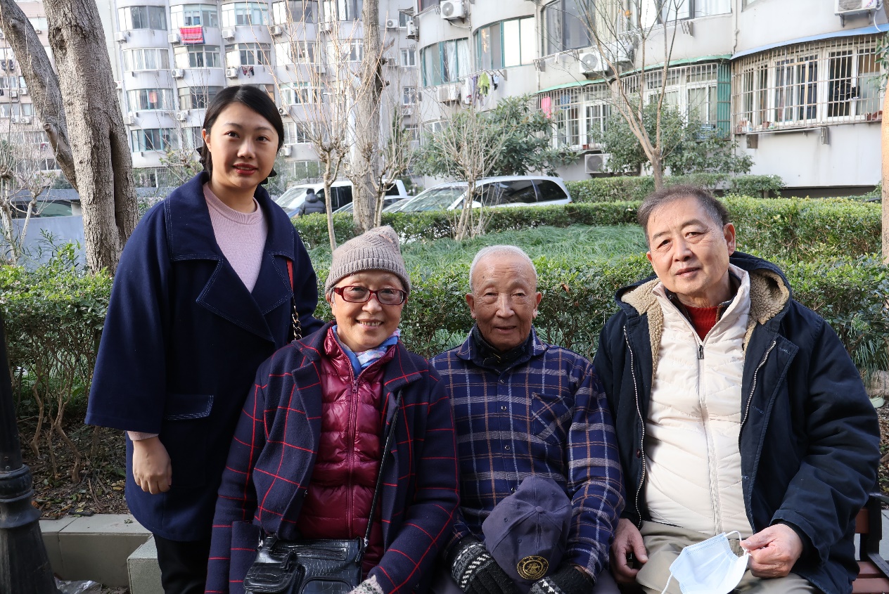 clip_image004.jpg clip_image004.jpg