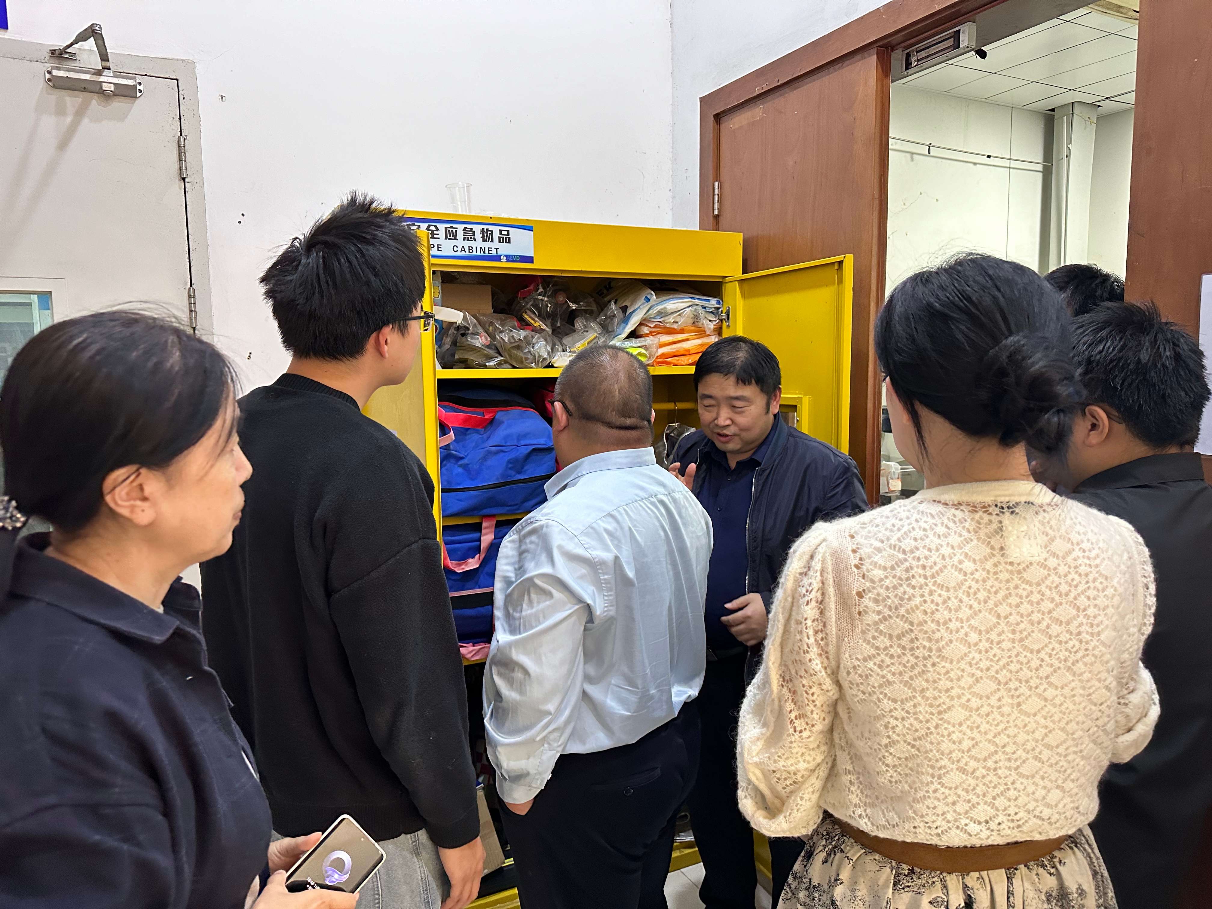 图片3.jpg 图片3.jpg