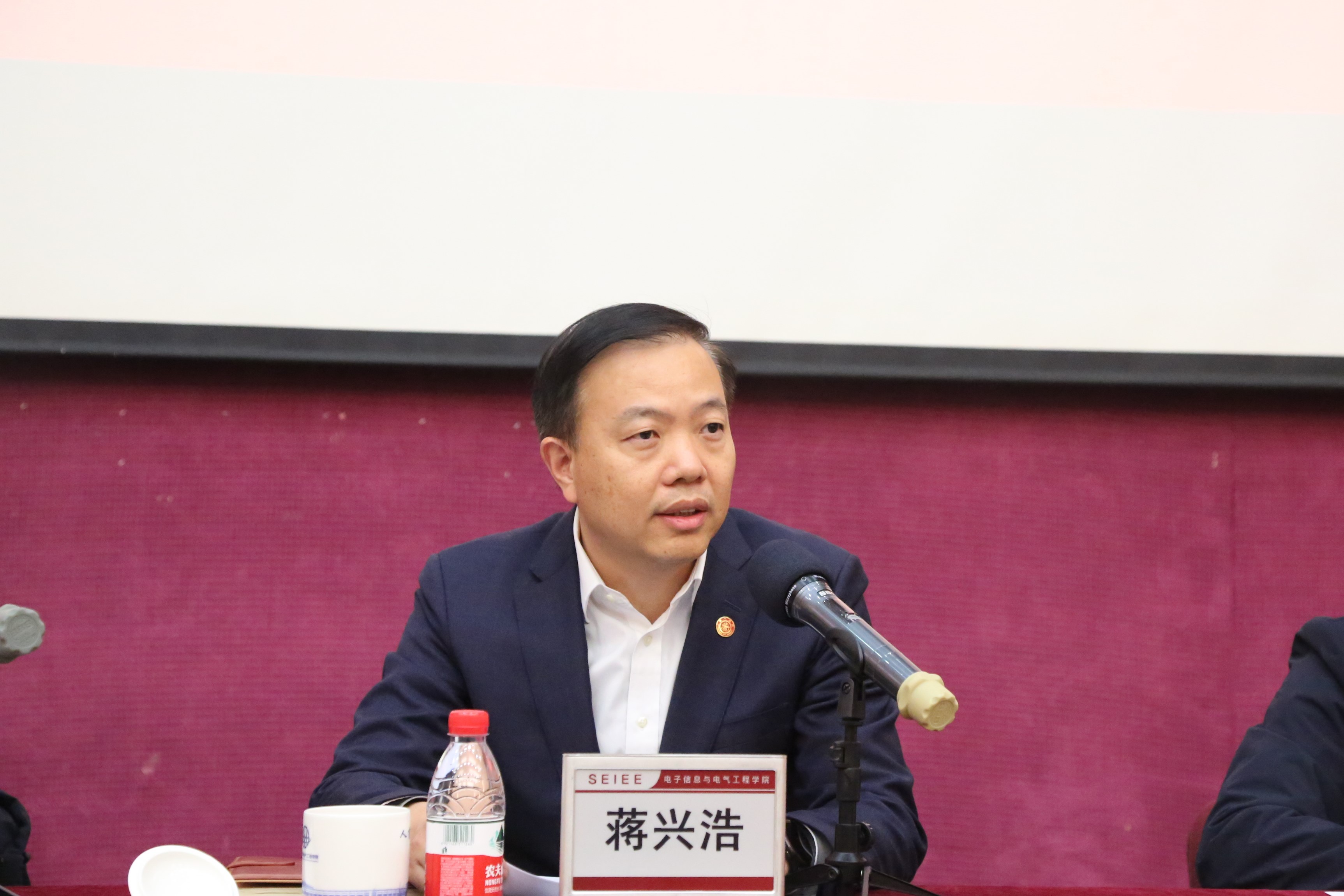 6G3A1824.jpg 6G3A1824.JPG